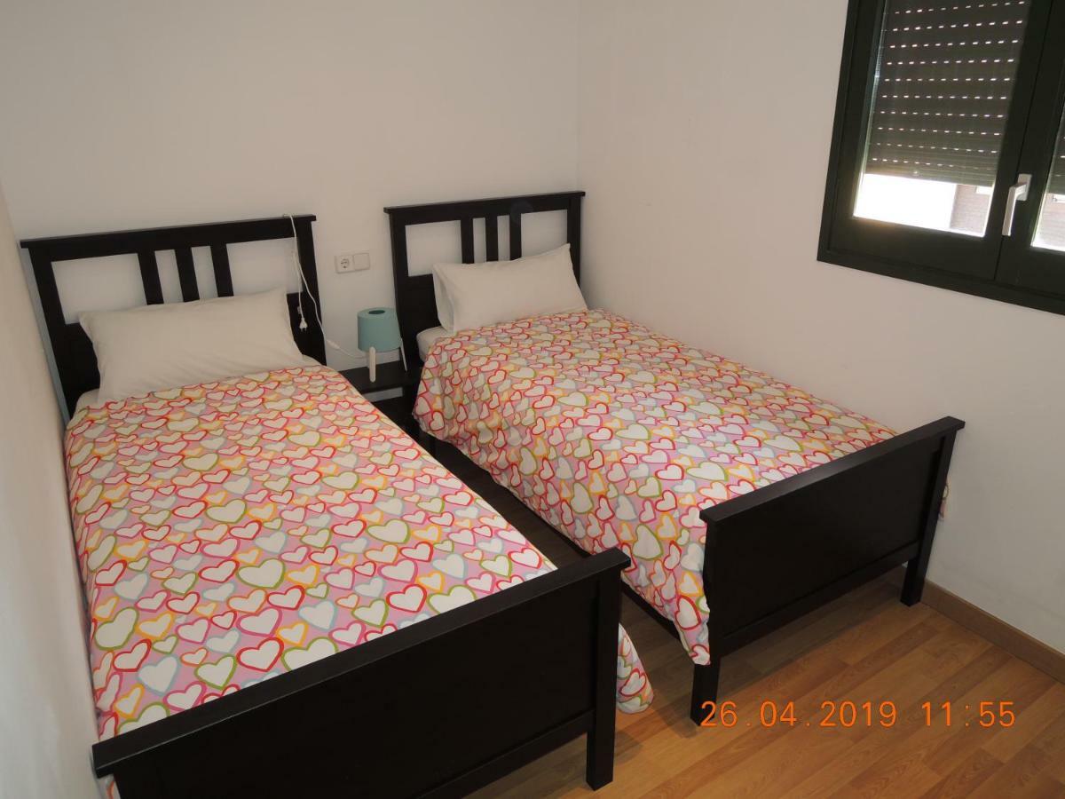Apartament Apartament Jasmine Besalú Zewnętrze zdjęcie