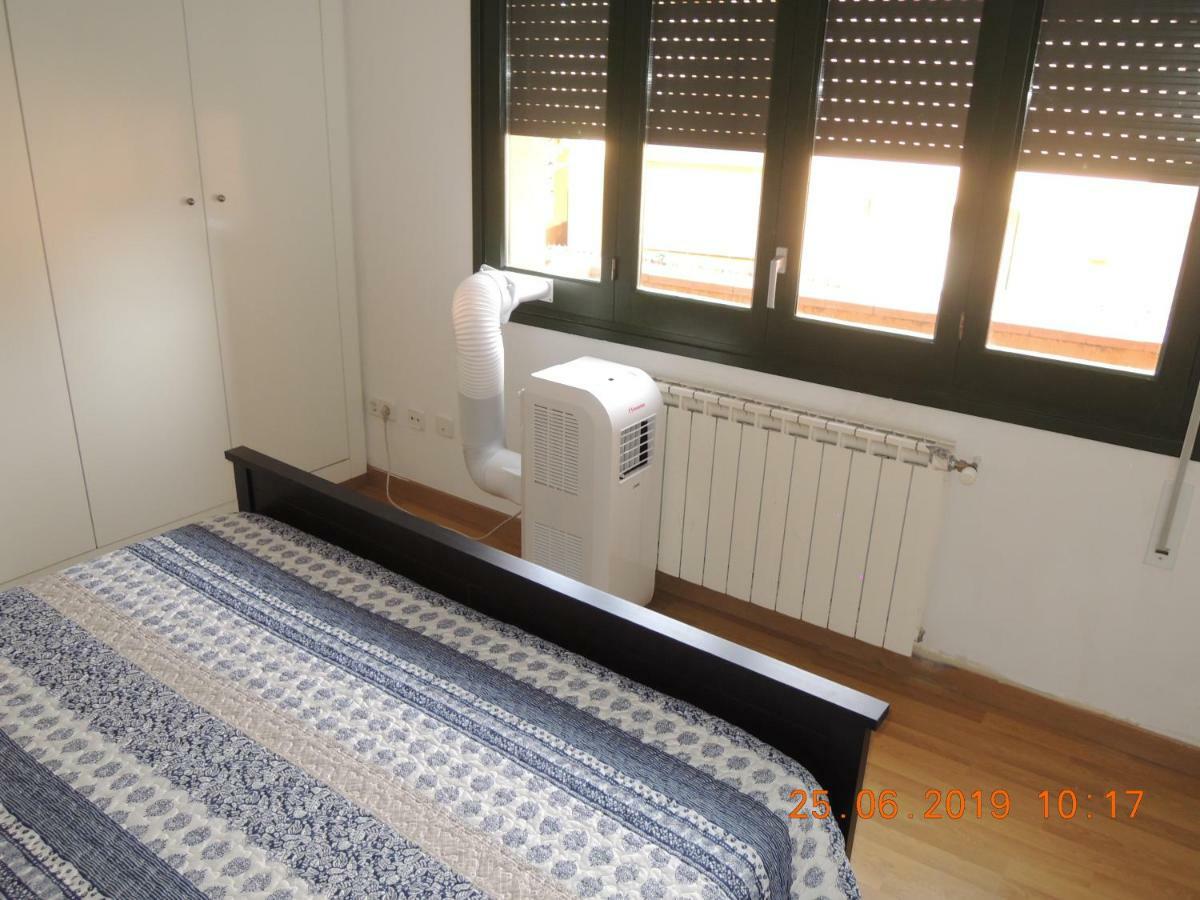 Apartament Apartament Jasmine Besalú Zewnętrze zdjęcie